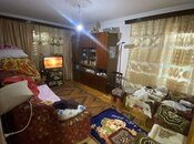 Satılır 2 otaqlı köhnə tikili 65 m², Hövsan q., photo 2 from 8