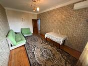 Satılır 3 otaqlı köhnə tikili 75 m², Massiv D q., photo 2 from 8