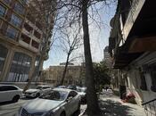 Объявление №5988124 - Баку, м. 28 мая, 2-комн., 52 м², 1/3 этаж