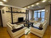 Elan №5988246 - Bakı, 28 May m., 3 otaqlı, 150 m², 7/18 mərtəbə