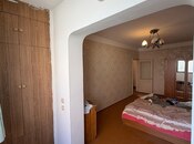 Satılır 4 otaqlı köhnə tikili 100 m², İnşaatçılar m., photo 6 from 8