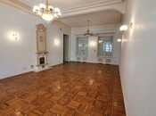 Satılır 10 otaqlı köhnə tikili 1 060 m², Sahil m., photo 2 from 8