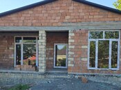 Satılır 4 otaqlı həyət evi/bağ evi 130 m², photo 3 from 4