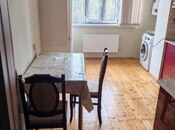 İcarəyə verilir 2 otaqlı köhnə tikili 45 m², photo 2 from 8