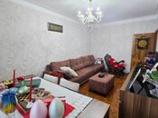 Satılır 3 otaqlı köhnə tikili 90 m², 8 Noyabr m., photo 2 from 8