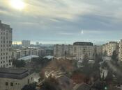 Продаётся 4-комн. вторичка 110 м², м. Ази Асланов, photo 6 from 8