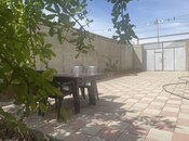 Satılır 10 otaqlı həyət evi/bağ evi 400 m², Novxanı q., photo 3 from 8