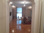 Elan №5992146 - Bakı, 8 Noyabr m., 3 otaqlı, 122 m², 19/27 mərtəbə