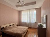Сдаётся 3-комн. новостройка 130 м², м. Низами, photo 4 from 8