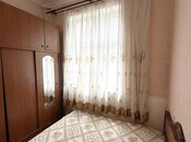 Satılır 2 otaqlı köhnə tikili 45 m², Nizami m., photo 3 from 6