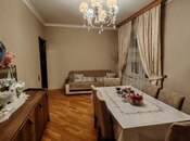 Satılır 3 otaqlı köhnə tikili 65 m², 8-ci mikrorayon q., photo 2 from 8