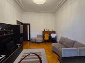 Продаётся 3-комн. вторичка 85 м², м. Низами, photo 3 from 8