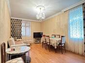 Satılır 2 otaqlı köhnə tikili 65 m², Nərimanov r., photo 2 from 8