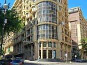 Объявление №5994512 - Баку, м. Ичеришехер, 4-комн., 215 м², 4/12 этаж
