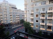 2-комн. вторичка - м. Сахил - 60 м²