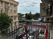 Объявление №5994725 - Баку, м. Сахил, 2-комн., 70 м², 3/4 этаж