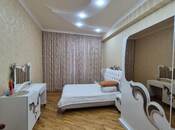 Продаётся 4-комн. вторичка 150 м², м. Низами, photo 3 from 8