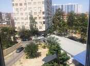 Satılır 3 otaqlı köhnə tikili 50 m², Qara Qarayev m., photo 3 from 8
