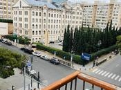 İcarəyə verilir 2 otaqlı köhnə tikili 70 m², Azadlıq Prospekti m., photo 2 from 8