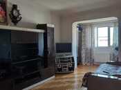 Satılır 3 otaqlı köhnə tikili 75 m², Xalqlar Dostluğu m., photo 1 from 8