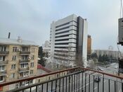 Satılır 2 otaqlı köhnə tikili 72 m², 28 May m., photo 2 from 7