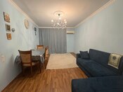 Satılır 3 otaqlı köhnə tikili 75 m², İnşaatçılar m., photo 2 from 7