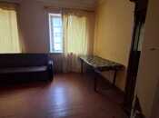 Satılır 2 otaqlı köhnə tikili 45 m², 28 May m., photo 2 from 8