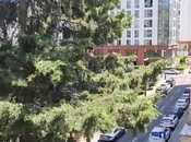 Продаётся 2-комн. вторичка 45 м², м. Элмляр Академиясы, photo 3 from 8