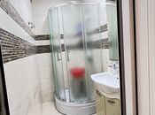 Продаётся 3-комн. вторичка 70 м², м. Низами, photo 2 from 8