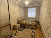 Satılır 2 otaqlı köhnə tikili 55 m², Memar Əcəmi m., photo 4 from 8