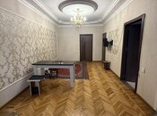 Satılır 2 otaqlı köhnə tikili 55 m², Memar Əcəmi m., photo 3 from 8