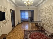 Satılır 2 otaqlı köhnə tikili 55 m², Memar Əcəmi m., photo 2 from 8