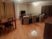 Сдаётся 3-комн. вторичка 105 м², м. Низами, photo 2 from 8