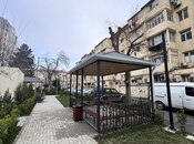 Satılır 2 otaqlı köhnə tikili 53 m², Qara Qarayev m., photo 2 from 8