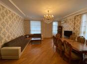 İcarəyə verilir 3 otaqlı yeni tikili 130 m², İnşaatçılar m., photo 2 from 8