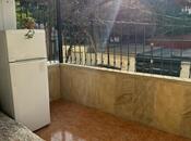 Satılır 4 otaqlı köhnə tikili 100 m², Yasamal q., photo 2 from 8