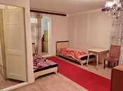 Продаётся 2-комн. вторичка 38 м², м. Элмляр Академиясы, photo 4 from 8