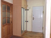 Продаётся 3-комн. вторичка 65 м², м. Ази Асланов, photo 4 from 6