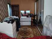 Satılır 3 otaqlı köhnə tikili 70 m², Qara Qarayev m., photo 5 from 8