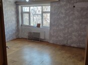 Satılır 2 otaqlı köhnə tikili 50 m², Əmircan q., photo 2 from 8