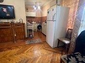 Satılır 3 otaqlı köhnə tikili 75 m², Yasamal r., photo 7 from 8