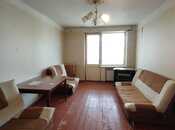 Satılır 2 otaqlı köhnə tikili 60 m², Qara Qarayev m., photo 1 from 8