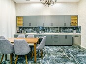 3-комн. новостройка - м. Сахил - 105 м²