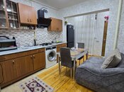 Satılır 2 otaqlı köhnə tikili 65 m², İnşaatçılar m., photo 4 from 8