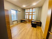 Сдаётся 4-комн. офис 130 м², м. Элмляр Академиясы, photo 6 from 8