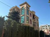 Satılır 18 otaqlı həyət evi/bağ evi 1 200 m², Gənclik m., photo 1 from 8