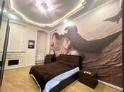 Elan №6001025 - Bakı, Sahil m., 4 otaqlı, 200 m², 2/3 mərtəbə