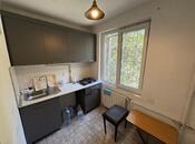 Продаётся 2-комн. вторичка 42 м², м. Элмляр Академиясы, photo 4 from 8