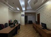 Продаётся 3-комн. офис 137 м², м. Иншаатчылар, photo 2 from 8