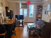 Satılır 3 otaqlı köhnə tikili 75 m², Elmlər Akademiyası m., photo 1 from 8